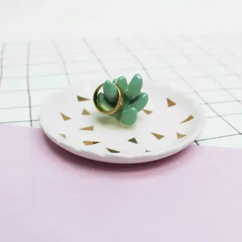 5025 Lifestyle T/a House Of Disaster Urban Succulent Jewellery Dish 3 5025 Lifestyle T/a House Of Disaster Urban Succulent Jewellery Dish