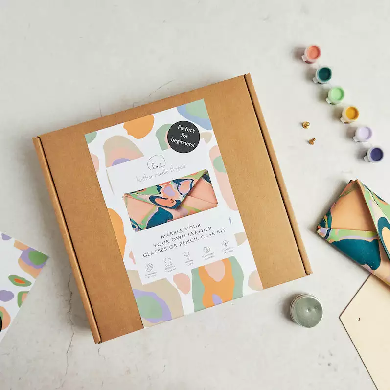 Esther Keen T/a Leather Needle Thread Marble Your Own Glasses Case Kit Muted Colourway 3 Esther Keen T/a Leather Needle Thread Marble Your Own Glasses Case Kit Muted Colourway